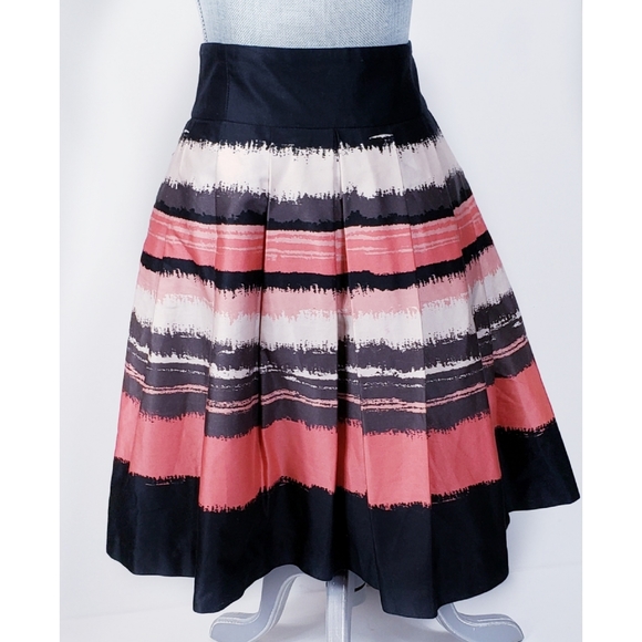 H&M Dresses & Skirts - SOLD☆ H&M High-Waisted Aline Pleated Midi Skirt 10